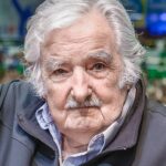 Uruguay se despide de “Pepe” Mujica con un emotivo cortejo fúnebre y velatorio público