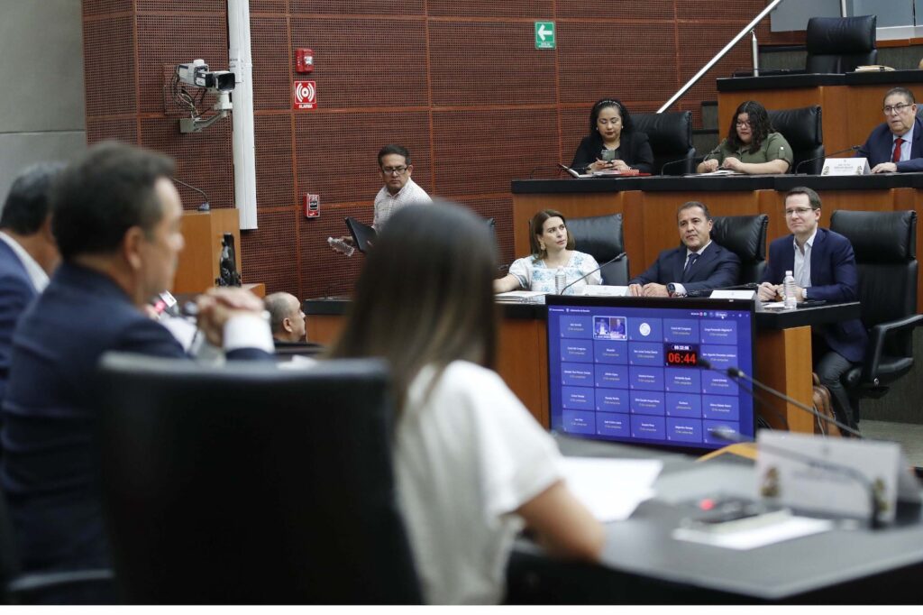Ley de telecomunicaciones en debate: Alertan sobre riesgos a derechos e inversión