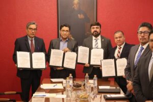 Firman convenio Imevis e IDP para regularización de vivienda en Edomex