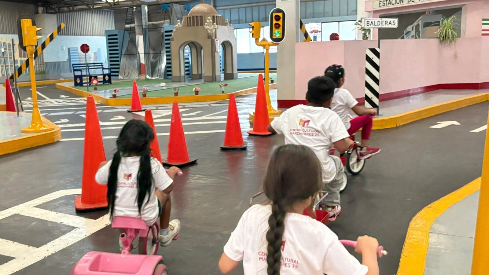 Infancias del Centro Histórico ejercen sus derechos con actividades culturales