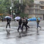 Huracán Bárbara genera lluvias fuertes y oleaje elevado en Jalisco, Colima y Michoacán