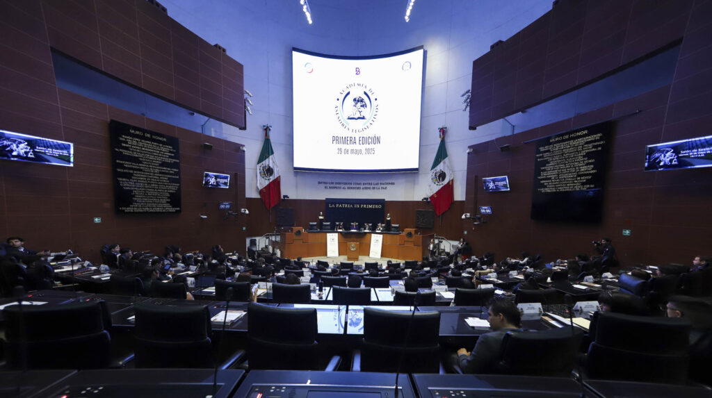 Clausuran en el Senado la 1era Edición de la “Academia de Asesores Legislativos”