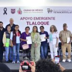 Clara Brugada entrega apoyos a familias afectadas por lluvias en Iztapalapa