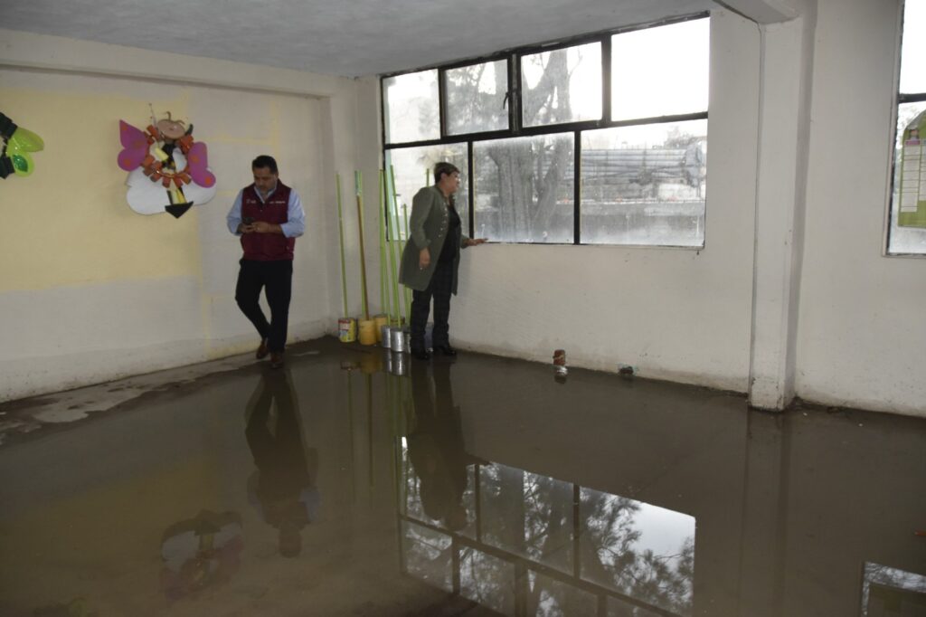 Atiende GEM a municipios de Coyotepec y Hueypoxtla afectados por lluvias