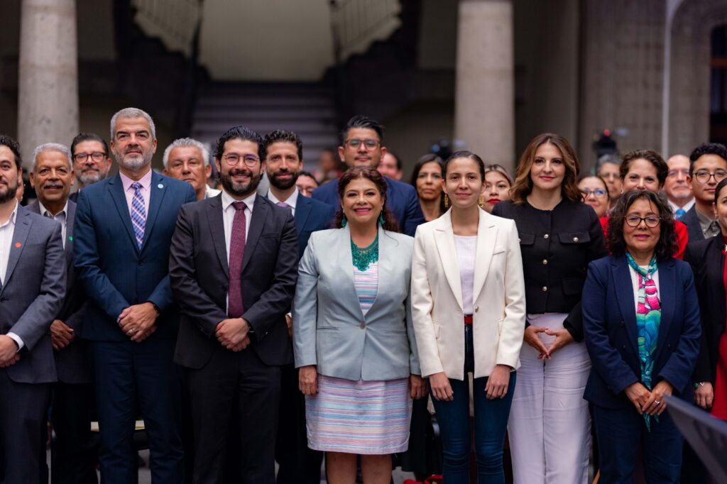 Jefa de Gobierno Clara Brugada respalda jornada laboral de 40 horas