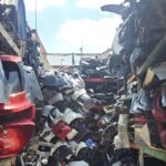 CDMX asegura más de 200 toneladas de autopartes robadas y detiene a dos jóvenes