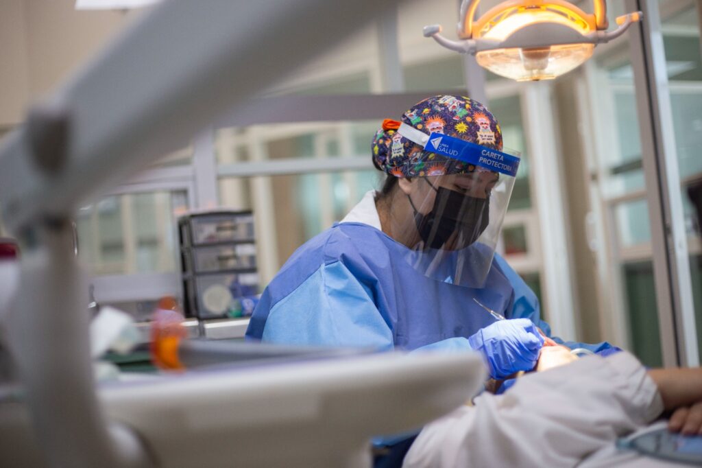 Promueven salud bucodental en personas con Síndrome de Down