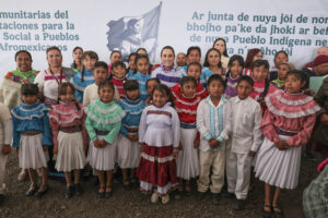 Sheinbaum entrega 139.9 mdp a comunidades indígenas en Querétaro