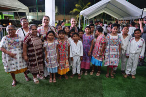 Sheinbaum presenta Plan de Justicia para el Pueblo Amuzgo