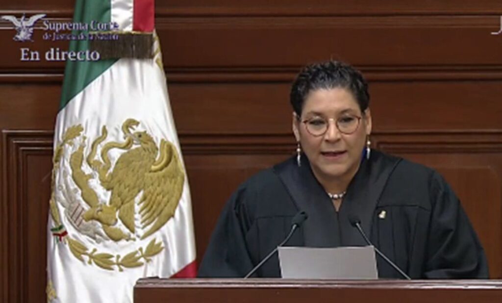 Lenia Batres
