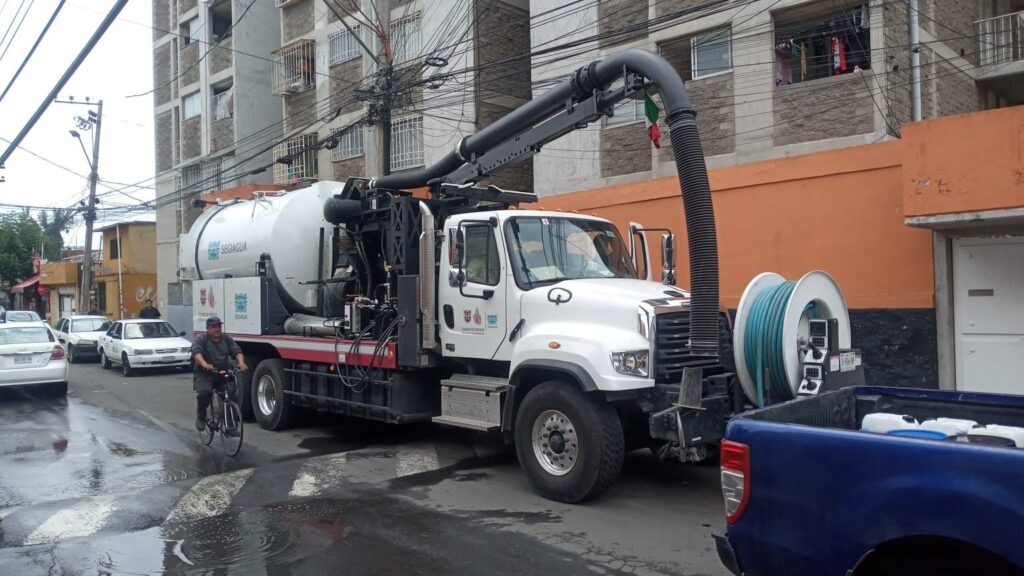 Tras fuertes lluvias, CDMX refuerza Plan Tlaloque