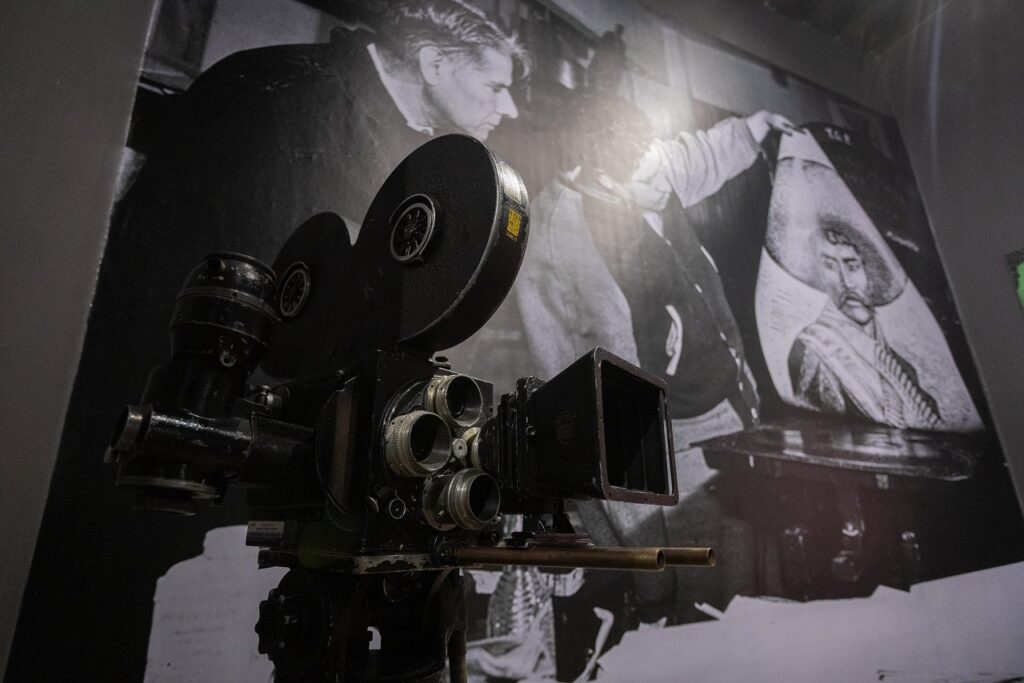MUNAE rinde homenaje a Leopoldo Méndez con muestra sobre cine y gráfica