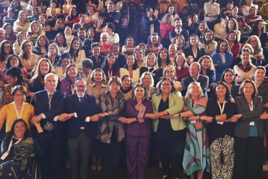 Delfina Gómez impulsa ciudades cuidadoras e inclusivas