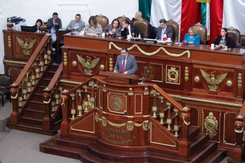 César Cravioto comparece por Glosa del Primer Informe de Clara Brugada