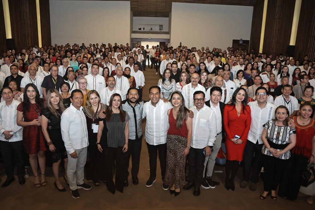 Gobernador Eduardo Ramírez Aguilar