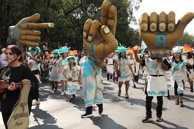 Gran Desfile de Muertos 2025 celebrado con arte y memoria