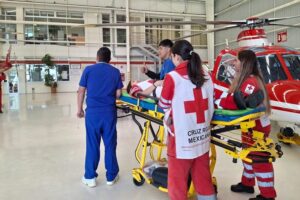 Capacita Grupo Relámpagos a personal médico en evacuación aérea