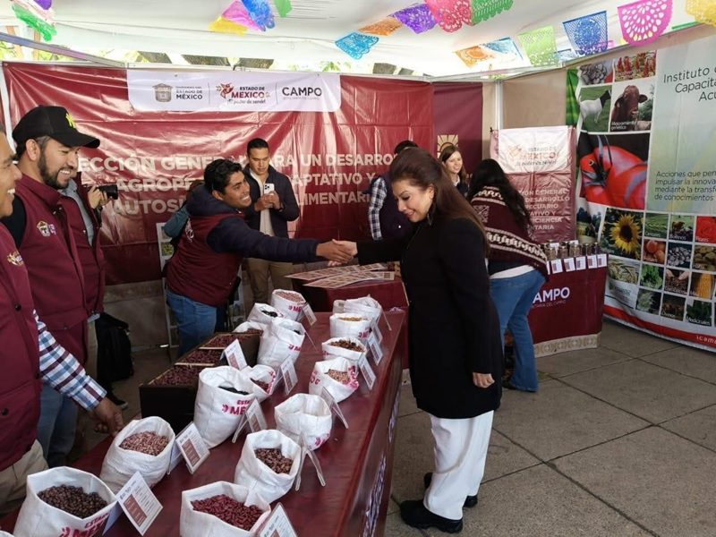 SeCampo Edoméx impulsa agroecología en la Feria del Frijol