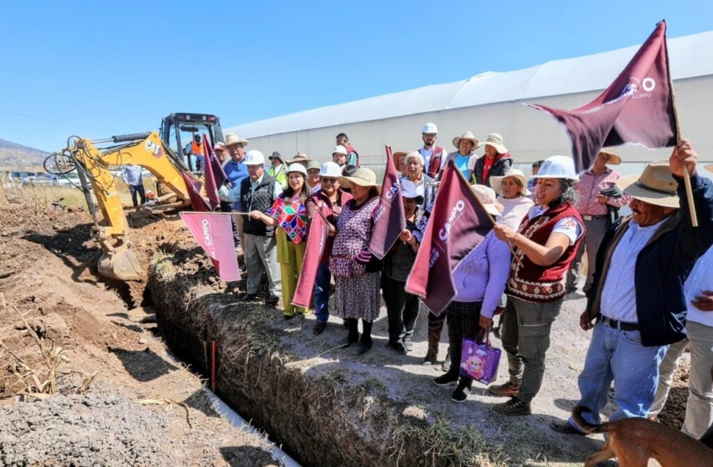 Inician 17 obras de tecnificación de riego en Edoméx