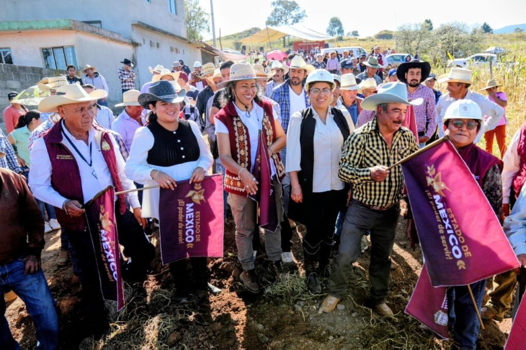 Inician 17 obras de tecnificación de riego en Edoméx