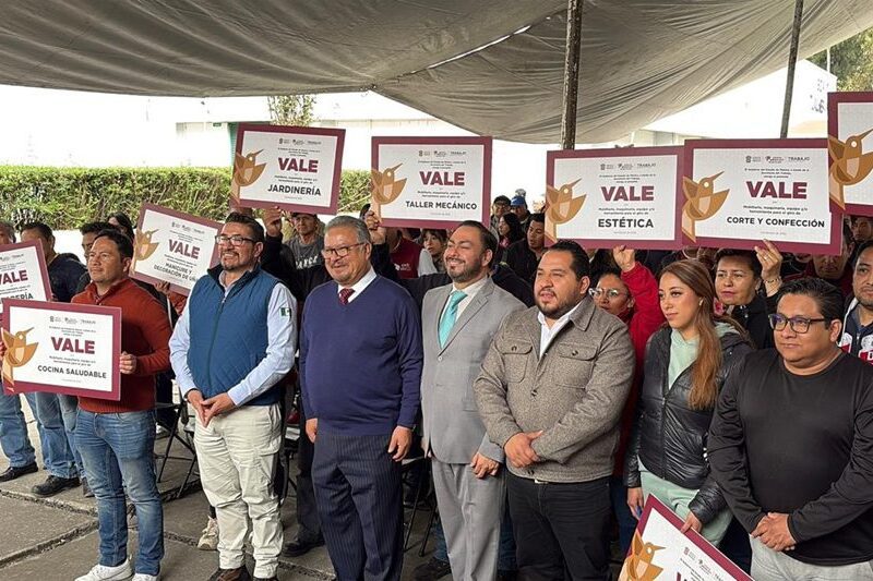 Edoméx impulsa el autoempleo con tercera entrega de apoyos