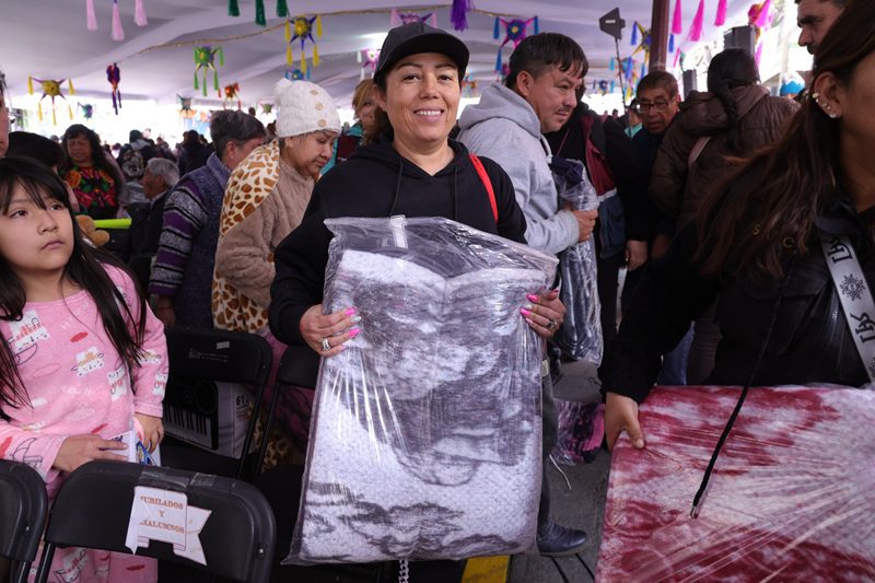 Clara Brugada refuerza apoyo social en Cuautepec