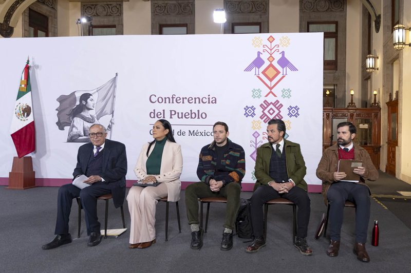 Sheinbaum anuncia credencialización del Servicio Universal de Salud