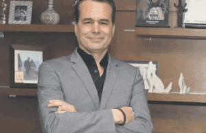 Adrián Corona
