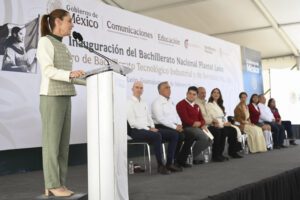 Sheinbaum inaugura CBTIS en León