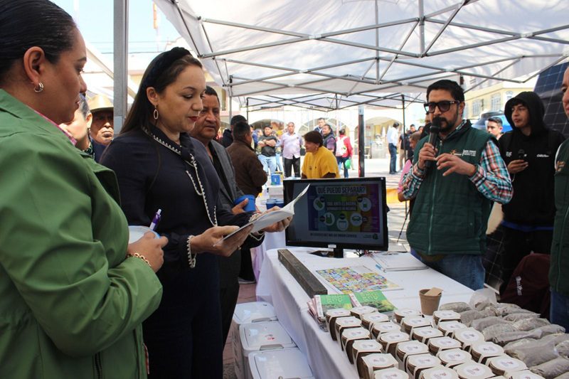 Gobierno Edoméx impulsa energías limpias con calentadores solares