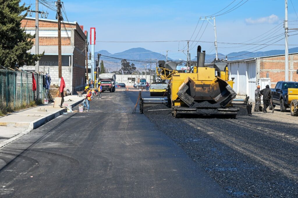 Gobierno Edoméx invierte 82 mdp en vialidades de Atlacomulco