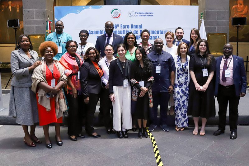 Foro global impulsa agenda parlamentaria por océanos