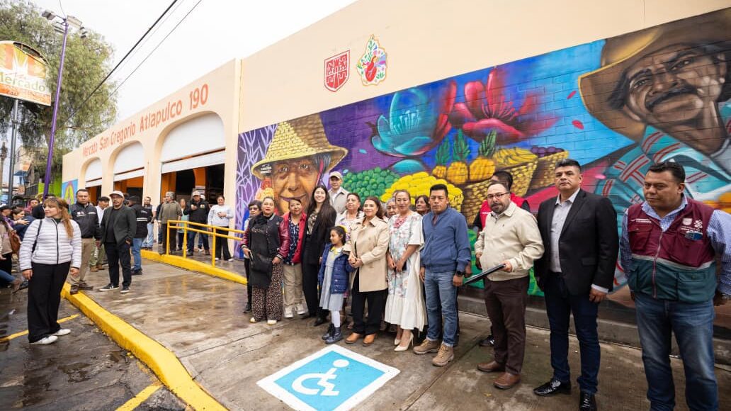Brugada entrega obras urbanas en San Gregorio