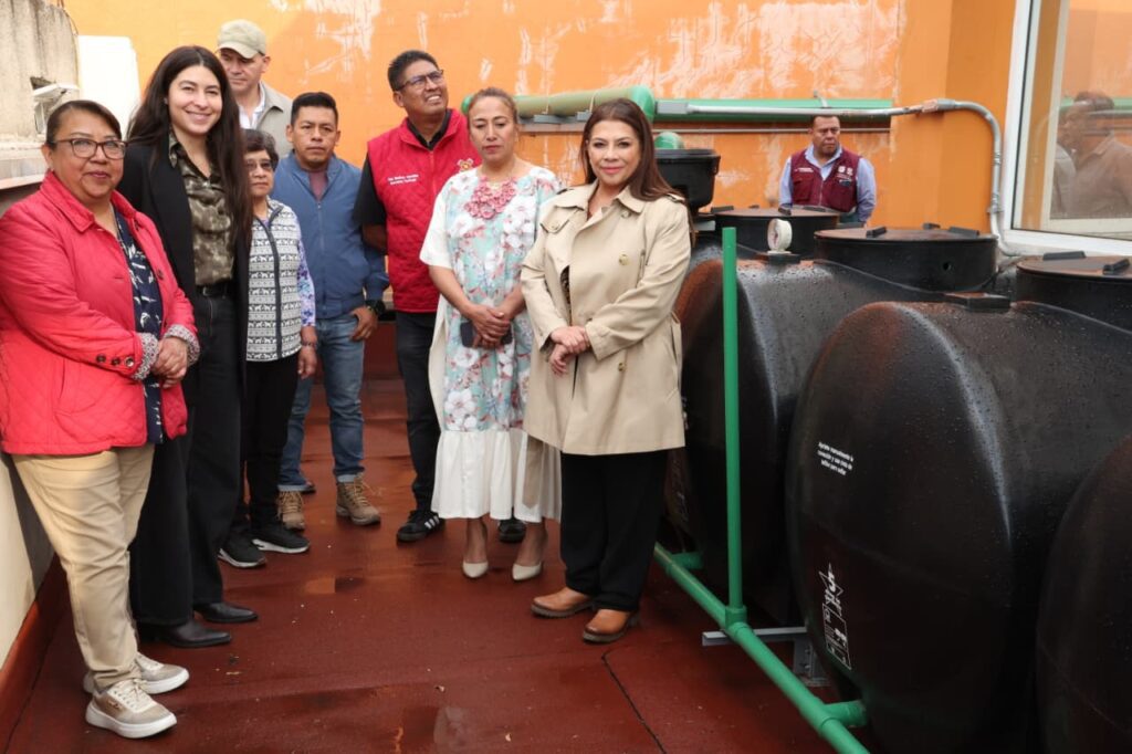 Brugada entrega obras urbanas en San Gregorio