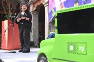 Impulsan participación de mujeres en transporte público