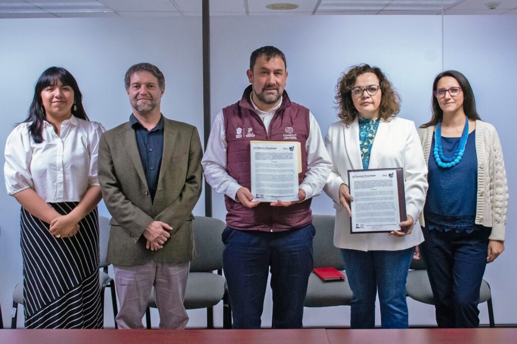 Becas para mexiquenses impulsan estudios en el extranjero