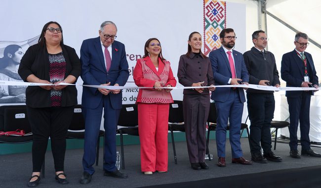 Sheinbaum inaugura hospital oncológico para mujeres
