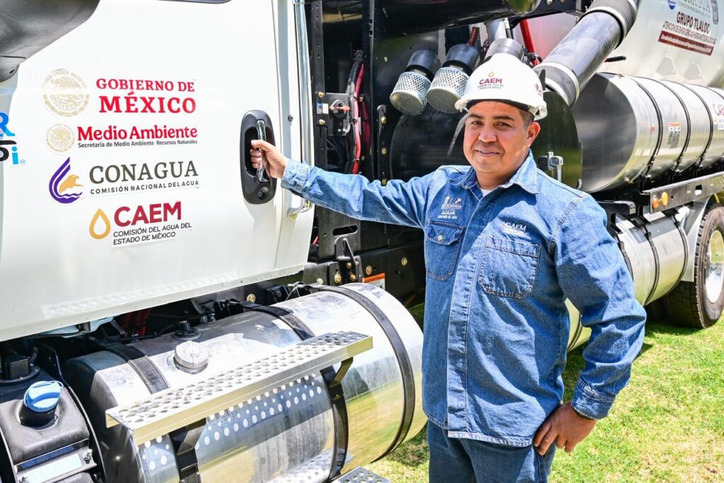 La gobernadora Delfina Gómez