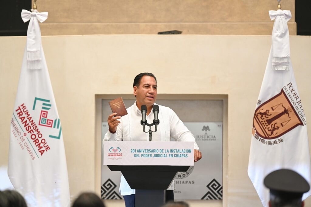 Gobernador Eduardo Ramírez Aguilar