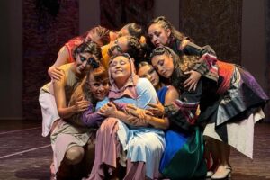 Mujeres y danza fortalecen redes colectivas