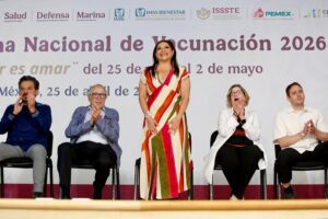 Brugada da banderazo a la Semana Nacional de Vacunación 2026