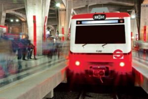 Gobierno adquiere Tren Suburbano y lo renombra