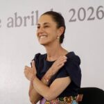 Sheinbaum anuncia aumento salarial de 9% para maestras y maestros de México