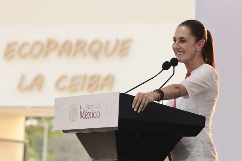 Beca universal impulsará educación superior en Chiapas