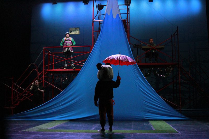 Teatro Ciego explora el duelo desde los sentidos