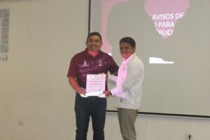 Dr. López Farías