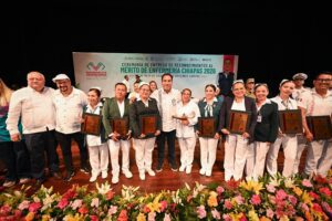 Gobernador Eduardo Ramírez Aguilar