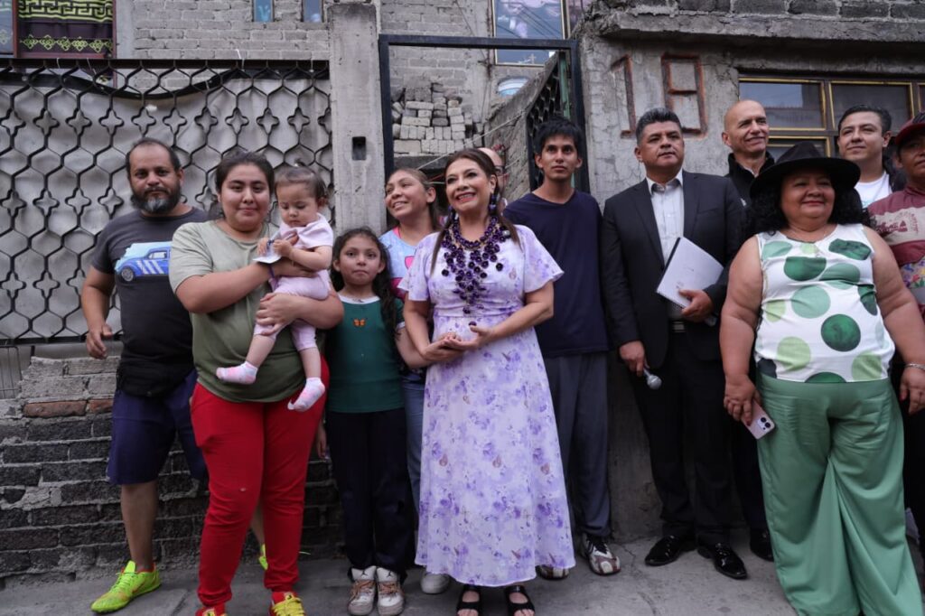 Clara Brugada refuerza drenaje en Iztapalapa