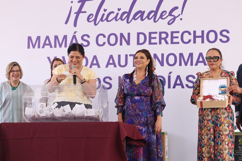 Clara Brugada impulsa justicia para las madres