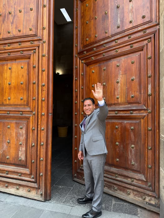 Gobernador Eduardo Ramírez Aguilar